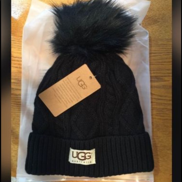 Ugg hat - Picture 3 of 4